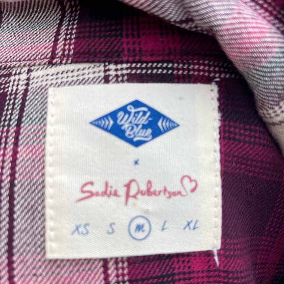 Wild blue Sadie Robertson size medium plaid shirt jacket - Picture 6 of 7
